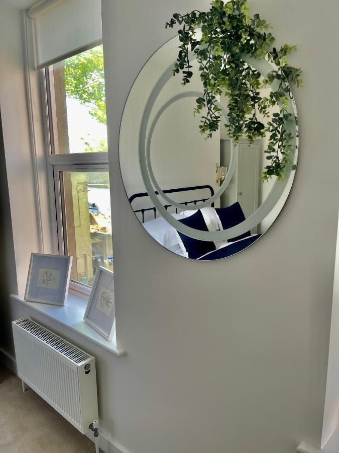 Seaview Flat With Balcony, Spacious 2 Bedroom เวอร์ทิง ภายนอก รูปภาพ