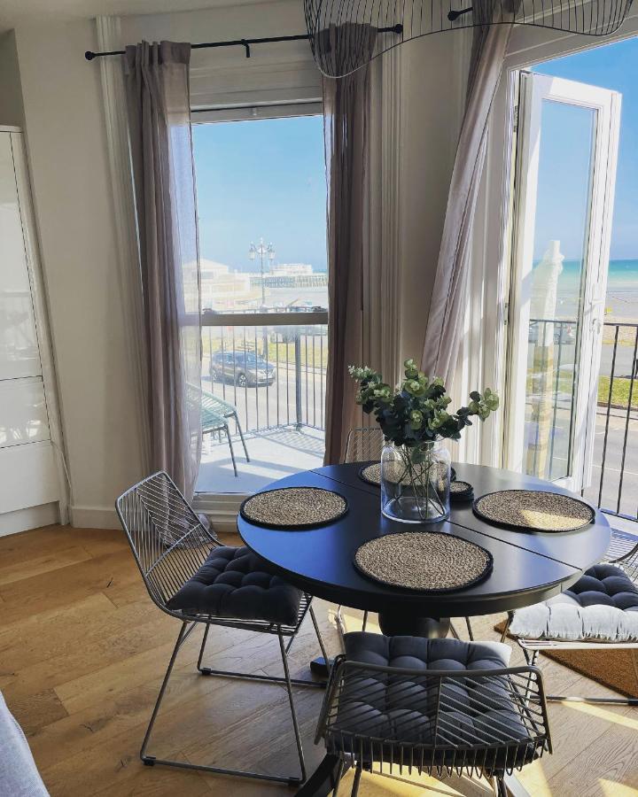 Seaview Flat With Balcony, Spacious 2 Bedroom เวอร์ทิง ภายนอก รูปภาพ